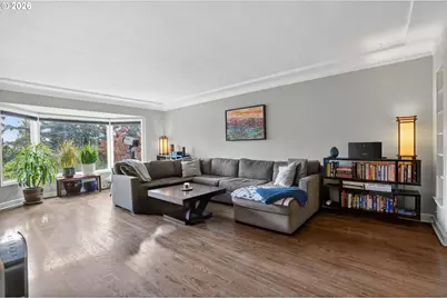 1517 SW Highland Pkwy, Portland, OR 97221 - Photo 5