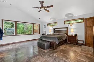 1517 SW Highland Pkwy, Portland, OR 97221 - Photo 25