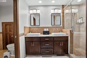 1517 SW Highland Pkwy, Portland, OR 97221 - Photo 27