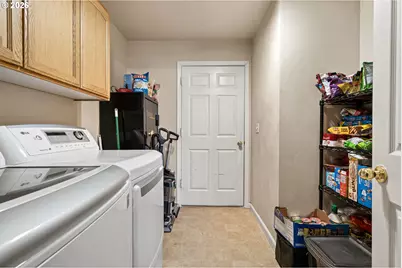 24891 Kingpin Loop, Veneta, OR 97487 - Photo 19