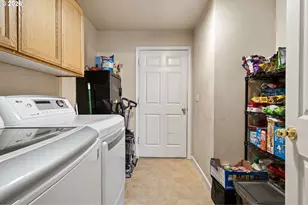 24891 Kingpin Loop, Veneta, OR 97487 - Photo 19