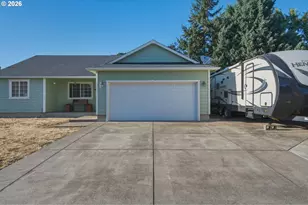 24891 Kingpin Loop, Veneta, OR 97487 - Photo 3