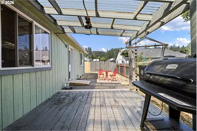 24891 Kingpin Loop, Veneta, OR 97487 - Photo 33