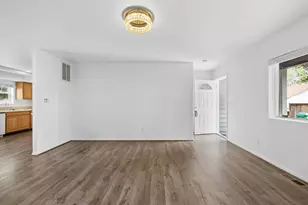 6845 SE 47th Ave, Portland, OR 97206 - Photo 7
