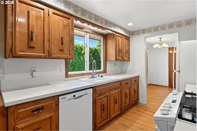 4512 Raintree Ct NE, Salem, OR 97305 - Photo 9