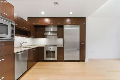 1001 NW Lovejoy St #213, Portland, OR 97209 - Photo 21