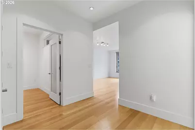 1001 NW Lovejoy St #213, Portland, OR 97209 - Photo 39