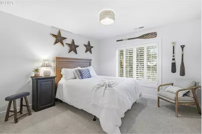 2863 Olympic St, Woodburn, OR 97071 - Photo 21