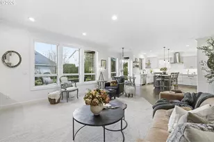 2863 Olympic St, Woodburn, OR 97071 - Photo 11