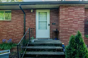 9023 SE Ankeny St, Portland, OR 97216 - Photo 3