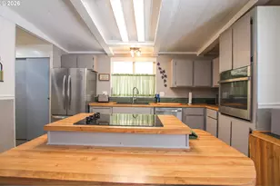 1601 Rhododendron Dr, Florence, OR 97439 - Photo 15
