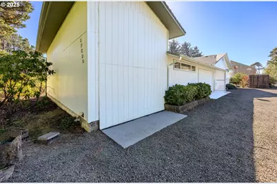 87830 Terrace View Dr, Florence, OR 97439 - Photo 33
