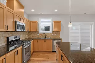 14902 NW Shackelford Rd, Portland, OR 97229 - Photo 9