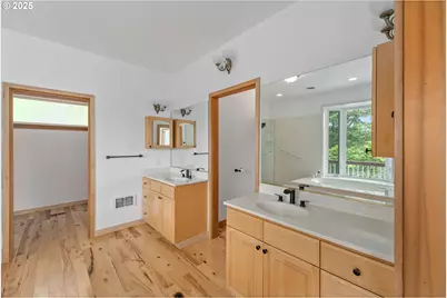 322 Monta Vista Ln, Roseburg, OR 97471 - Photo 33