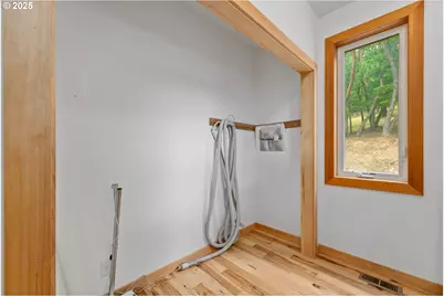 322 Monta Vista Ln, Roseburg, OR 97471 - Photo 43
