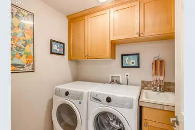 780 E Kenmore St, Gladstone, OR 97027 - Photo 37