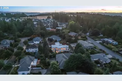 9720 SW 169th Pl, Beaverton, OR 97007 - Photo 35