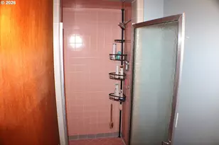 212 Park St, Riddle, OR 97469 - Photo 25