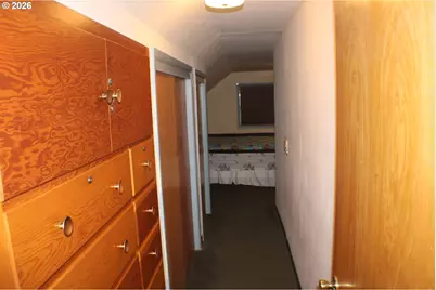 212 Park St, Riddle, OR 97469 - Photo 17