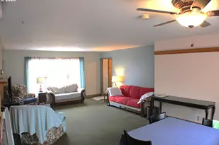 212 Park St, Riddle, OR 97469 - Photo 7