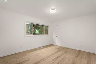 3046 SW Florida Ct, Portland, OR 97219 - Photo 19