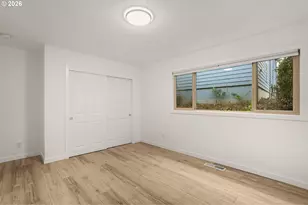 3046 SW Florida Ct, Portland, OR 97219 - Photo 19