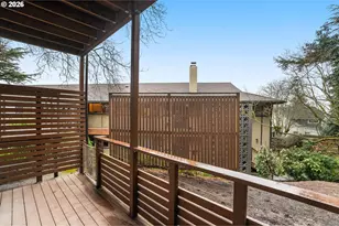 3046 SW Florida Ct, Portland, OR 97219 - Photo 11