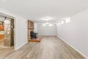 7910 N McKenna Ave, Portland, OR 97203 - Photo 21