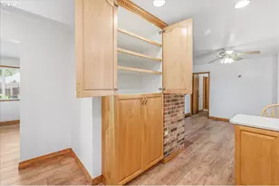 7910 N McKenna Ave, Portland, OR 97203 - Photo 13