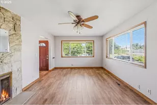 7910 N McKenna Ave, Portland, OR 97203 - Photo 7