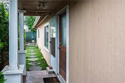 863 SW Liberty Bell Dr, Beaverton, OR 97006 - Photo 3