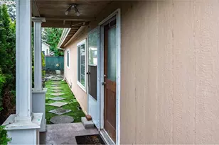 863 SW Liberty Bell Dr, Beaverton, OR 97006 - Photo 3