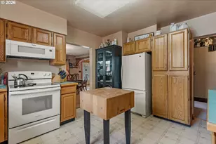 701 Z Ave, La Grande, OR 97850 - Photo 17