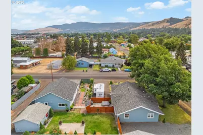 701 Z Ave, La Grande, OR 97850 - Photo 7