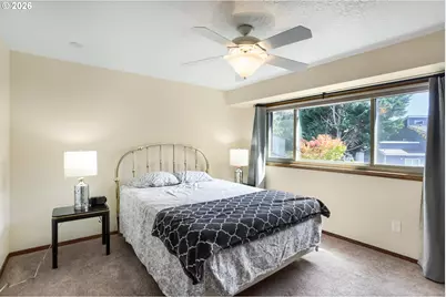 16615 NE Halsey St, Portland, OR 97230 - Photo 15