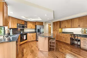 12515 SW Peachvale St, Portland, OR 97224 - Photo 11