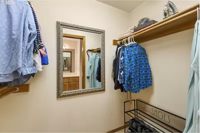 12515 SW Peachvale St, Portland, OR 97224 - Photo 21