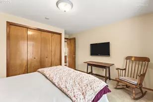 12515 SW Peachvale St, Portland, OR 97224 - Photo 23