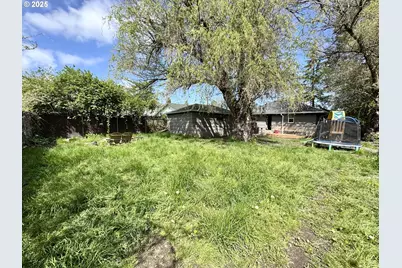 1135 Monmouth St, Independence, OR 97351 - Photo 19