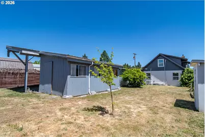 54 NW Rose St, Winston, OR 97496 - Photo 43