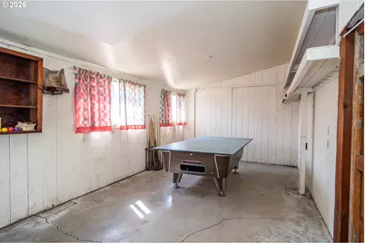 54 NW Rose St, Winston, OR 97496 - Photo 45