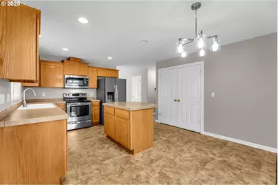 2210 NW 7th St, Battle Ground, WA 98604 - Photo 17