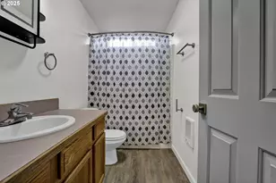 76330 Rainbow St, Oakridge, OR 97463 - Photo 7