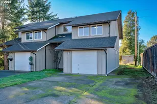 76330 Rainbow St, Oakridge, OR 97463 - Photo 3