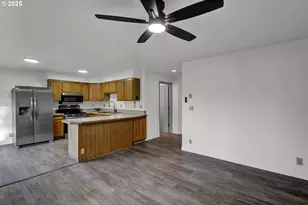 76330 Rainbow St, Oakridge, OR 97463 - Photo 11