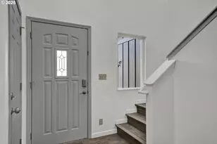 76330 Rainbow St, Oakridge, OR 97463 - Photo 5