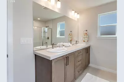 13904 SW 175th Ave, Tigard, OR 97140 - Photo 19