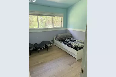 13540 NE Sacramento St, Portland, OR 97230 - Photo 11