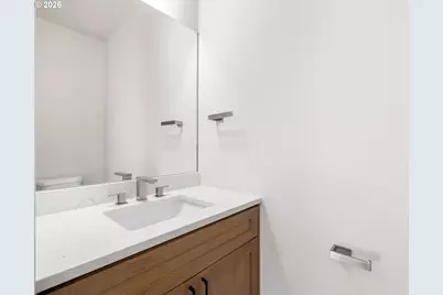 5870 N Missouri Ave, Portland, OR 97217 - Photo 25