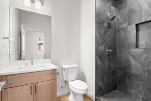 5870 N Missouri Ave, Portland, OR 97217 - Photo 19